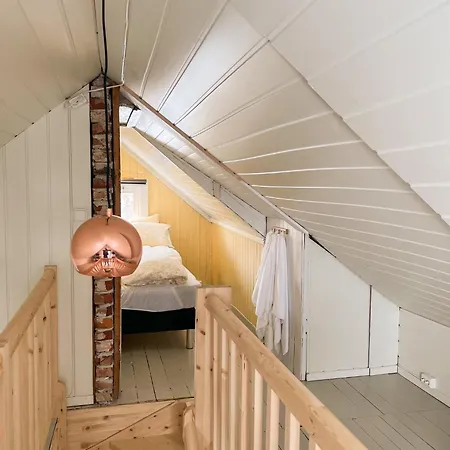 Modern House 5 Bedrooms 2 Baths Sentral Villa Bodø