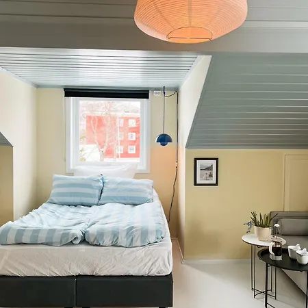 Modern House 5 Bedrooms 2 Baths Sentral וילה בודו
