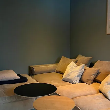 Villa Modern House 5 Bedrooms 2 Baths Sentral Bodø